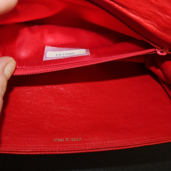 CHANEL Rare Vintage Red Sequin Leather Clutch - Picture 5 of 8